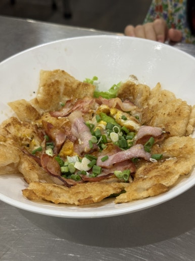 Ann Guay Tiew Kua Gai: A Must-Visit Bangkok Street Food Gem image 2