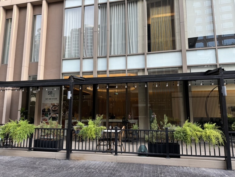 Sindhorn Midtown Hotel Bangkok Review: A Perfect Choice for Your Next Trip