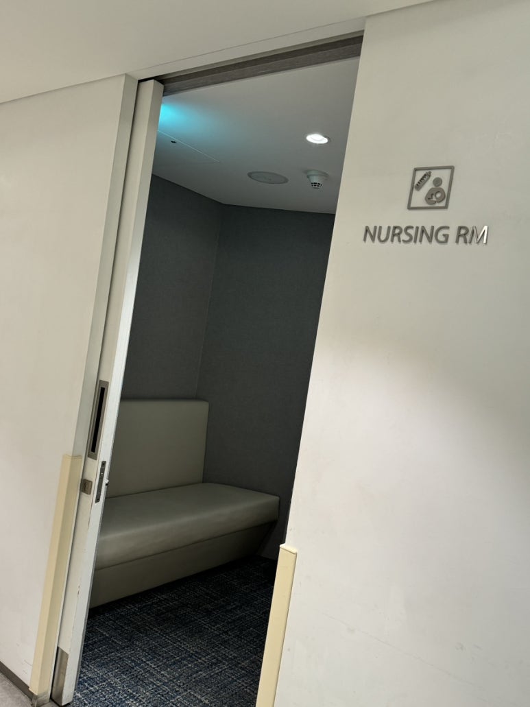A Comprehensive Review of the KAL Lounge at Incheon Airport Terminal 2 image 18