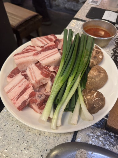 Sancheong Charcoal Garden Euljiro: A Guide to Reservations and Dining image 17