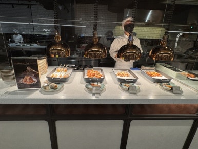 バンコクの高級ビュッフェ「Copper Beyond Buffet」ゲイソーンアマリン店で極上の美食体験の画像11