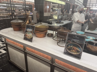 バンコクの高級ビュッフェ「Copper Beyond Buffet」ゲイソーンアマリン店で極上の美食体験の画像16
