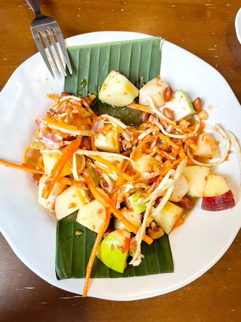 Dining at Baan Somtum: A Must-Visit Near Shangri-La Bangkok image 11