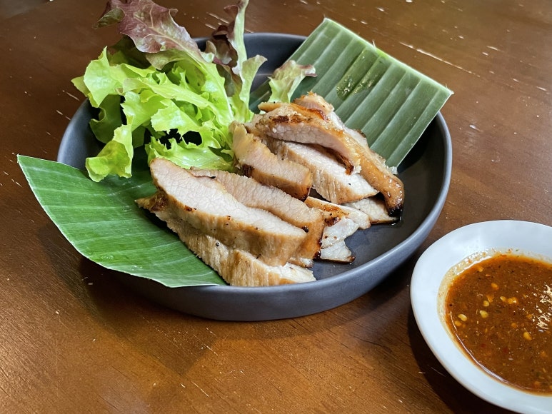 Dining at Baan Somtum: A Must-Visit Near Shangri-La Bangkok image 14
