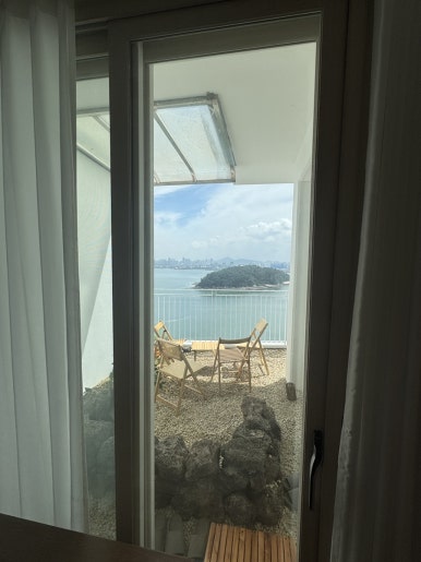 Family-Friendly Getaway: A Review of Yeongjongdo’s Best Ocean View Airbnb image 15