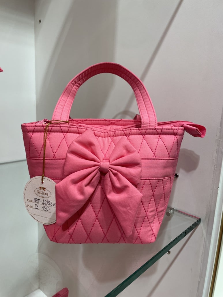 Bangkok Shopping Guide: Why NaRaYa Remains a Must-Visit for Souvenirs image 5