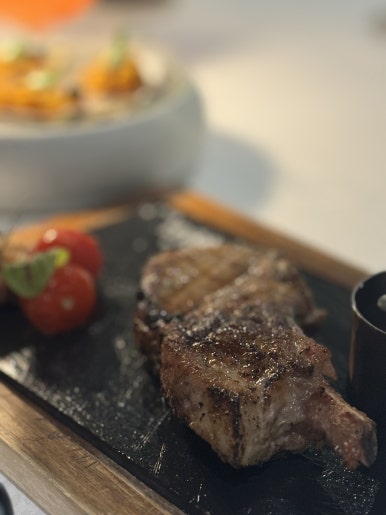 Siam Yacht Club Bangkok Review: A Riverside Dining Guide image 28