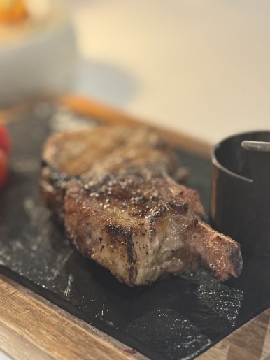 Siam Yacht Club Bangkok Review: A Riverside Dining Guide image 29