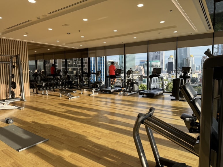 A Guide to Amenities at Sindhorn Midtown Hotel Bangkok: Pool, Gym, and Sauna image 9