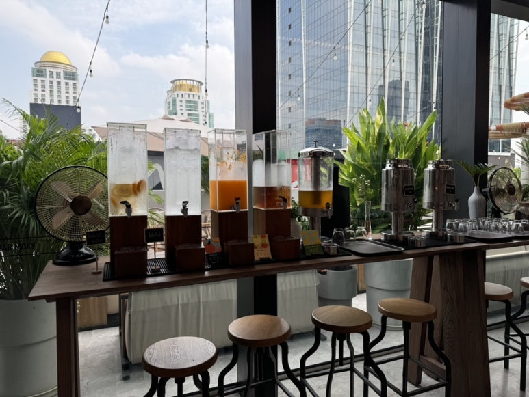 Moxy Bangkok Ratchaprasong: A Review of Dining at This New 2024 Hotel image 6