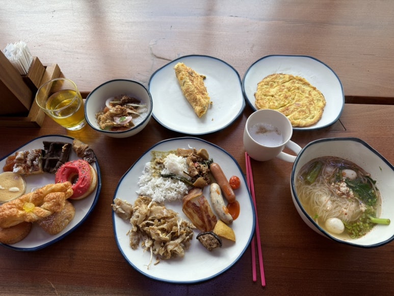 Moxy Bangkok Ratchaprasong: A Review of Dining at This New 2024 Hotel image 25