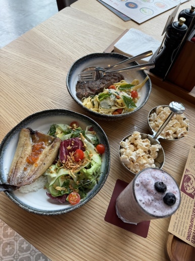 Moxy Bangkok Ratchaprasong: A Review of Dining at This New 2024 Hotel image 40