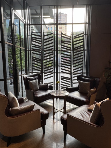 VIE Hotel Bangkok Review: A Guide to Value-Driven Luxury Suites image 11