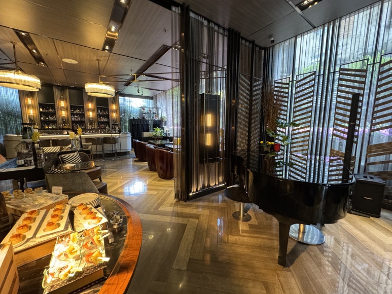 VIE Hotel Bangkok Review: A Guide to Value-Driven Luxury Suites image 63