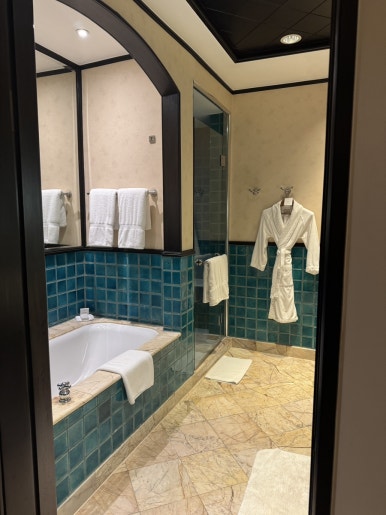 Family Travel Guide: Why Sheraton Grande Sukhumvit is the Best Choice for Bangkok image 8