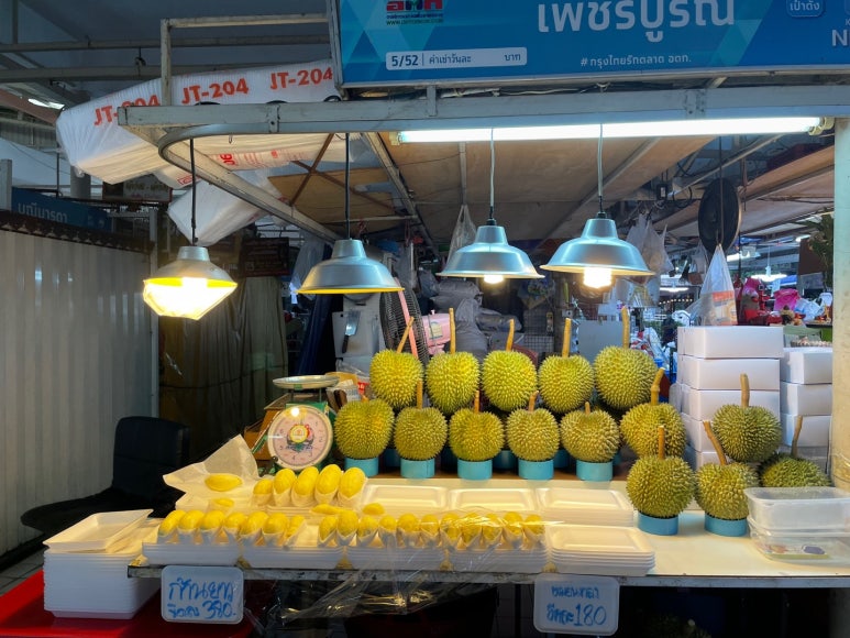 Bangkok Shopping Guide: Chatuchak, JJ Mall, and Or Tor Kor Market image 16