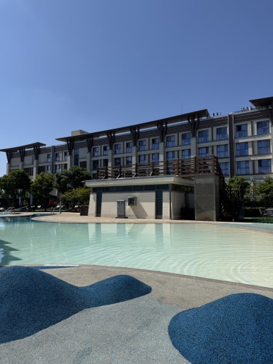 A Complete Guide to the Mosil Swimming Pool at Jeju Shinhwa World Marriott image 27
