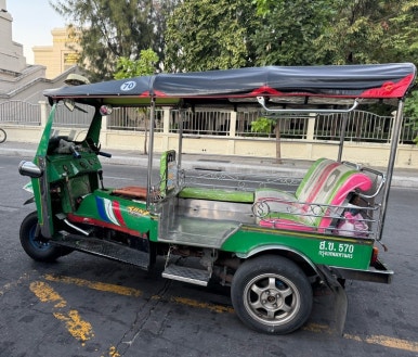 Bangkok Night Tuk-Tuk Tour: A Perfect Family Adventure with Kids image 6