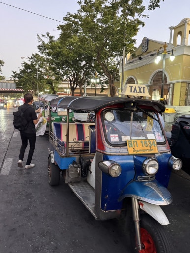 Bangkok Night Tuk-Tuk Tour: A Perfect Family Adventure with Kids image 9