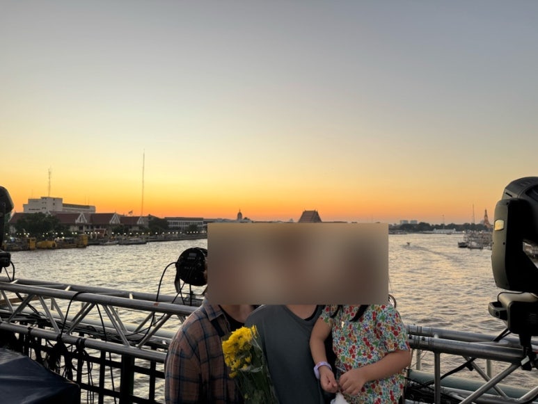 Bangkok Night Tuk-Tuk Tour: A Perfect Family Adventure with Kids