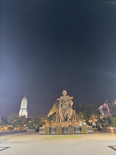 Bangkok Night Tuk-Tuk Tour: A Perfect Family Adventure with Kids image 38