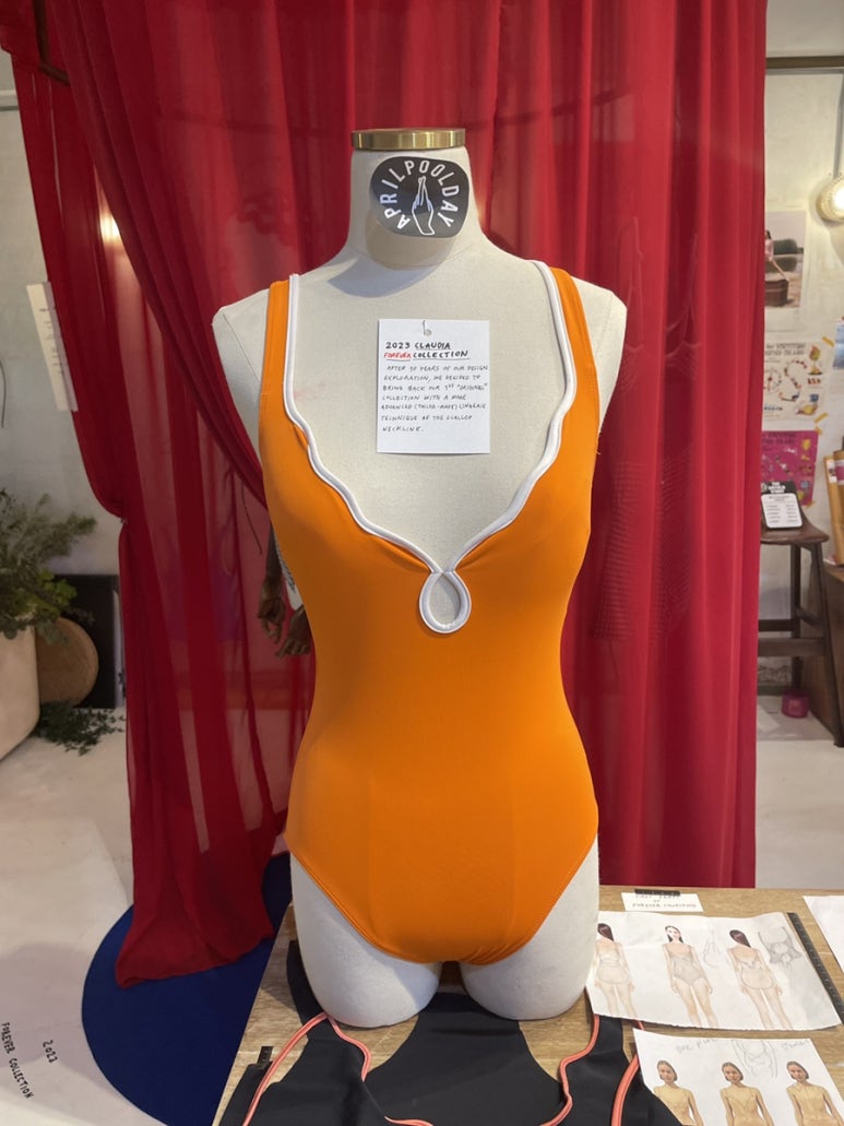 A Guide to Shopping at Aprilpoolday in Bangkok image 9
