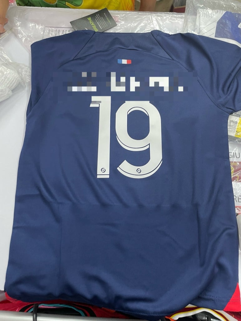 バンコクでサッカーユニフォームをお得にゲット!2024年最新ショッピングガイドの画像3