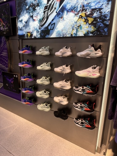 バンコクでAntaのランニングシューズを探す！セントラルワールドの店舗体験記の画像5