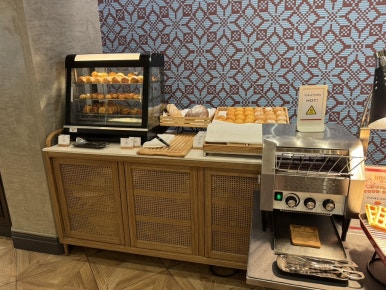 A Comprehensive Guide to Breakfast at Sindhorn Midtown Hotel Bangkok image 3