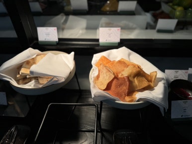A Comprehensive Guide to Breakfast at Sindhorn Midtown Hotel Bangkok image 27